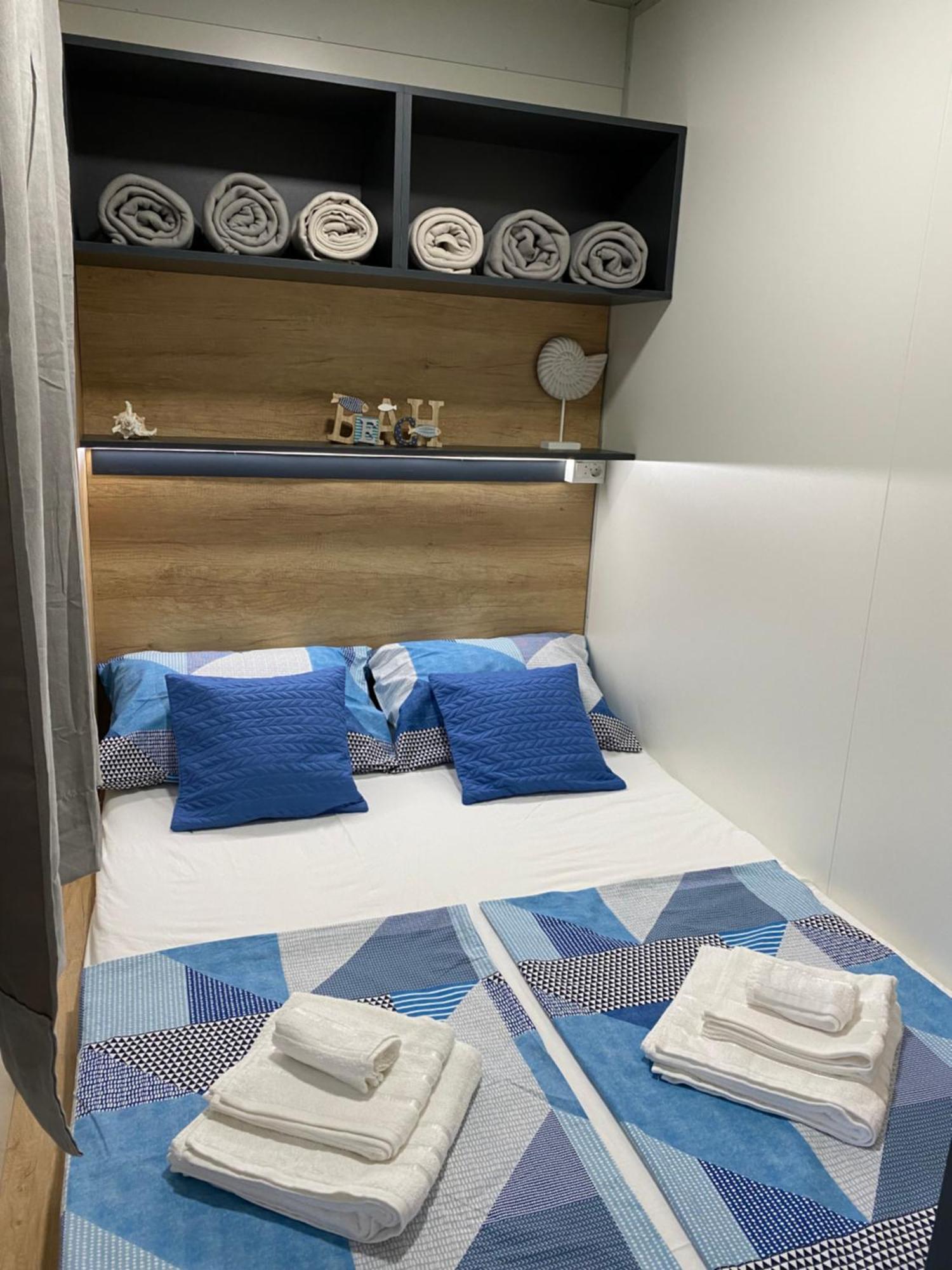 Innova Travelvir Mobhome Eli สเวติ เปตาร์ ภายนอก รูปภาพ